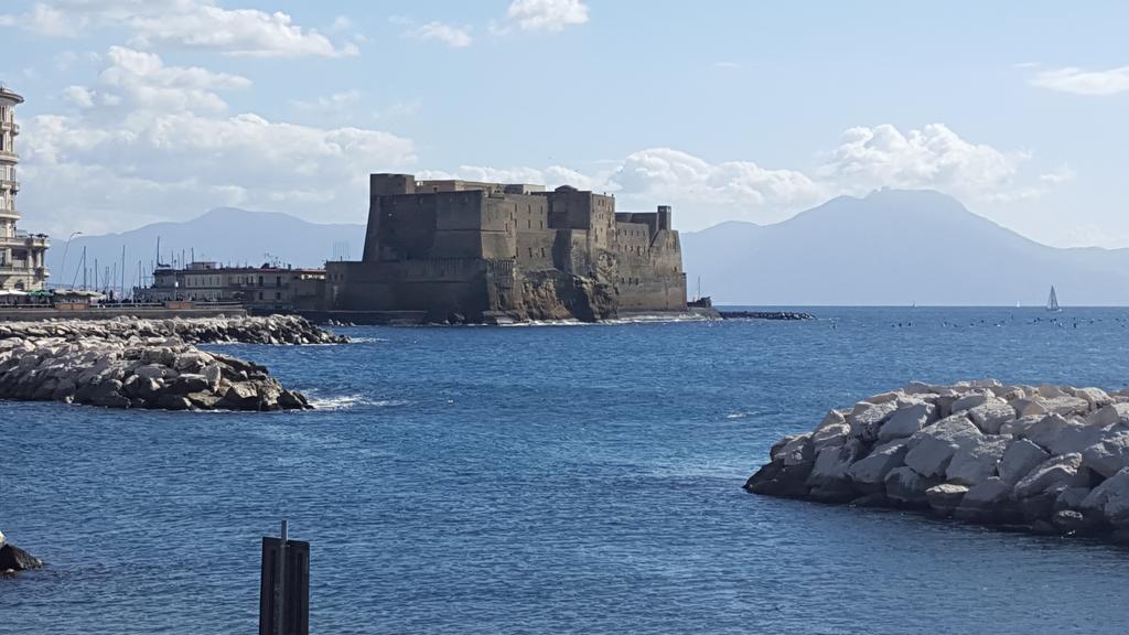 B&B Carolina Plebiscito R. Naples Exterior photo